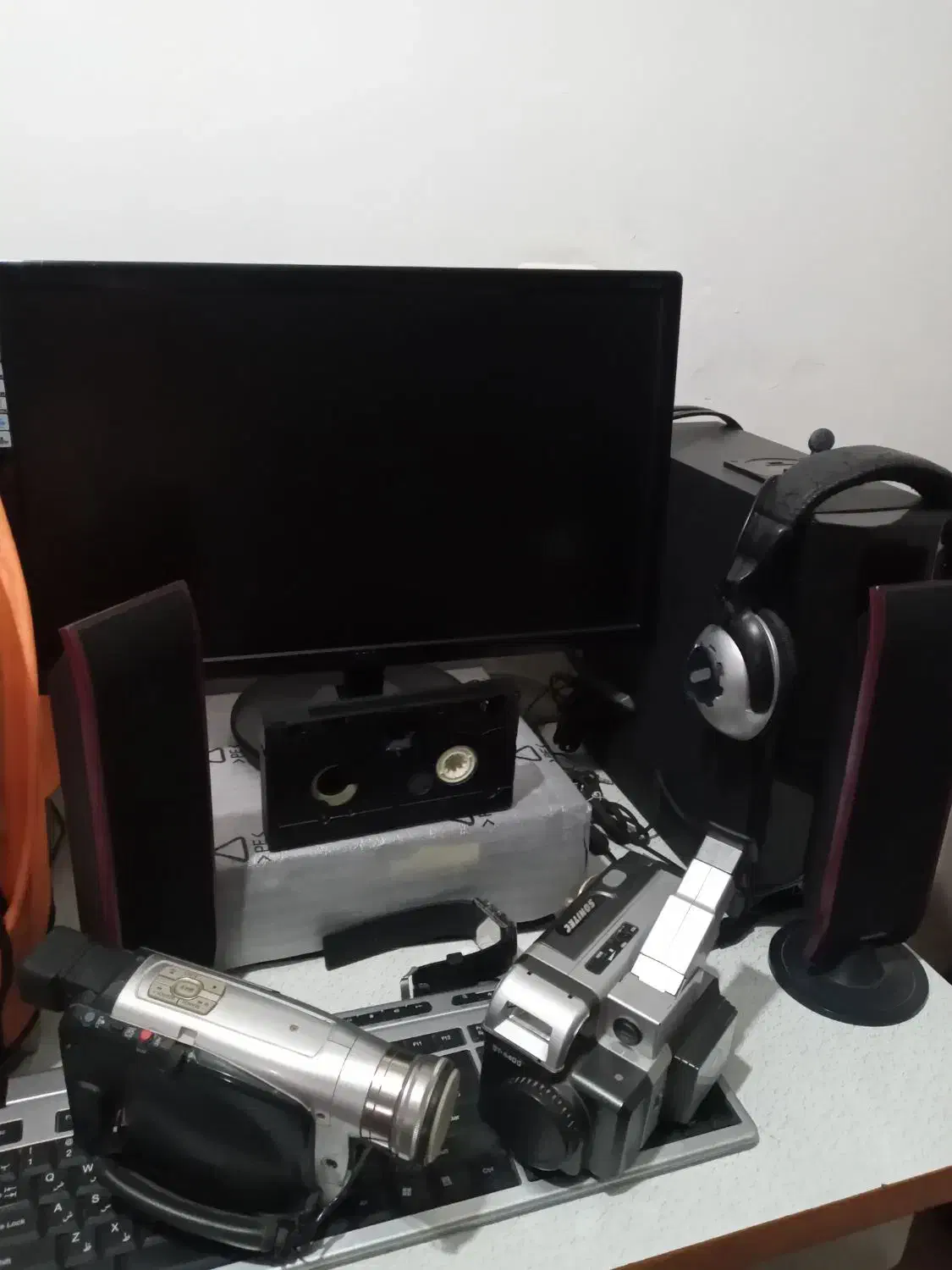 فیلم ویدئو و هندیکم|فیلم و موسیقی|زنجان, |دیوار