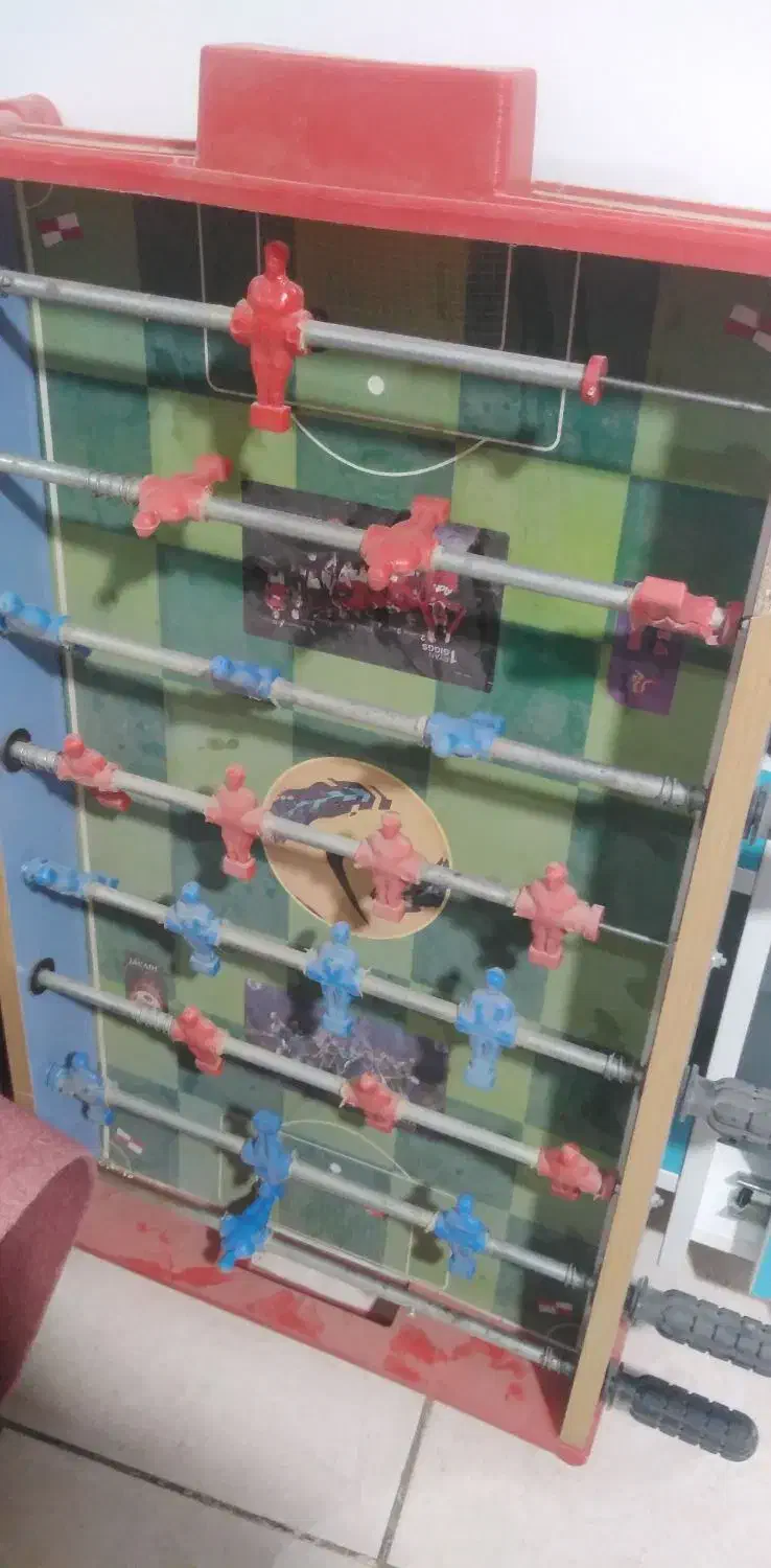 تعدادی وسایل به صورت تک و کلی|ظروف سرو و پذیرایی|بوئین زهرا, |دیوار