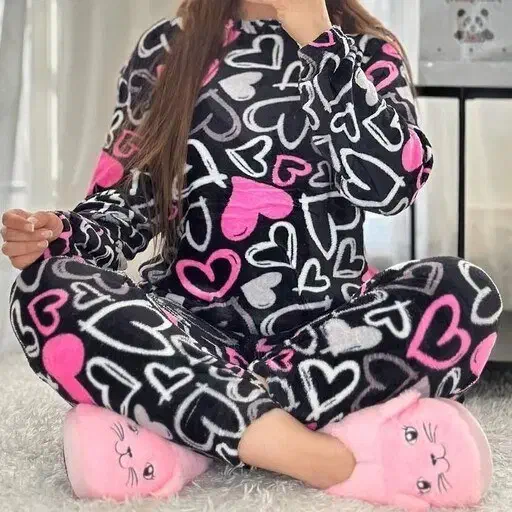 ست پولیشی نو|لباس|مشهد, رده|دیوار