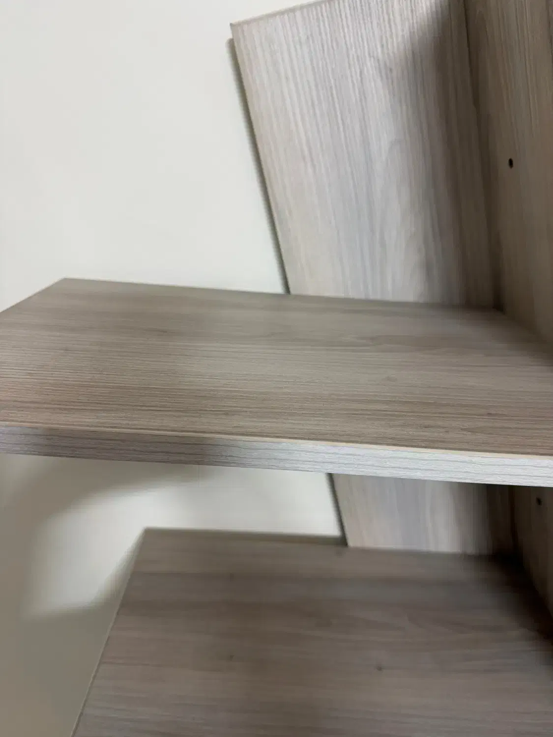 شلف در حد نو فقط ۲ میلیون فروش به علت جابه جایی|کتابخانه، شلف، قفسههای دیواری|تهران, پرستار|دیوار