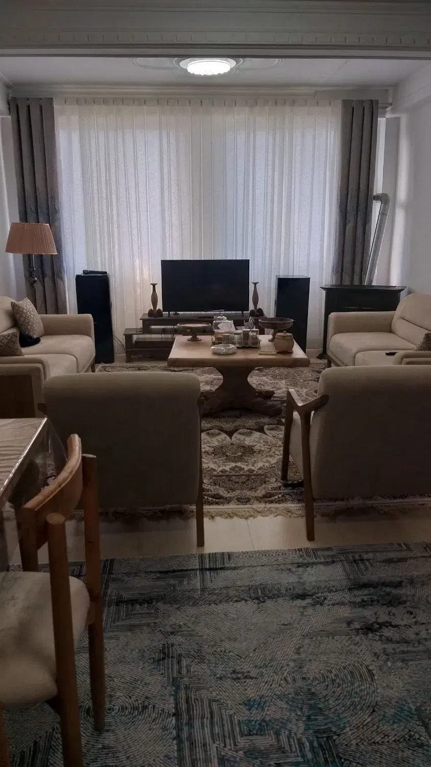 اجاره حسن رود|اجارهٔ خانه و ویلا|بندر انزلی, لیچارگی حسن رود|دیوار