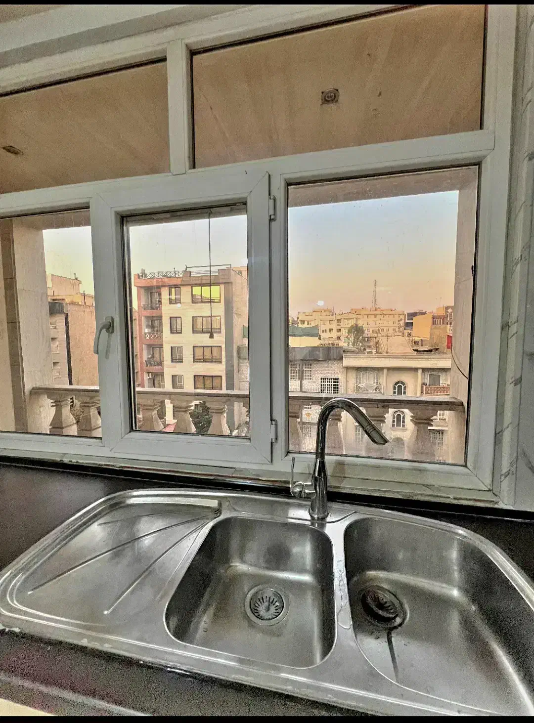 130متر 3خواب فردوس شرق گلستان ج/ تخلیه *