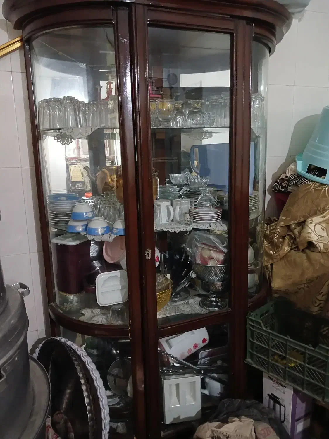 بوفه سالم|بوفه، ویترین، کنسول|کارون, |دیوار