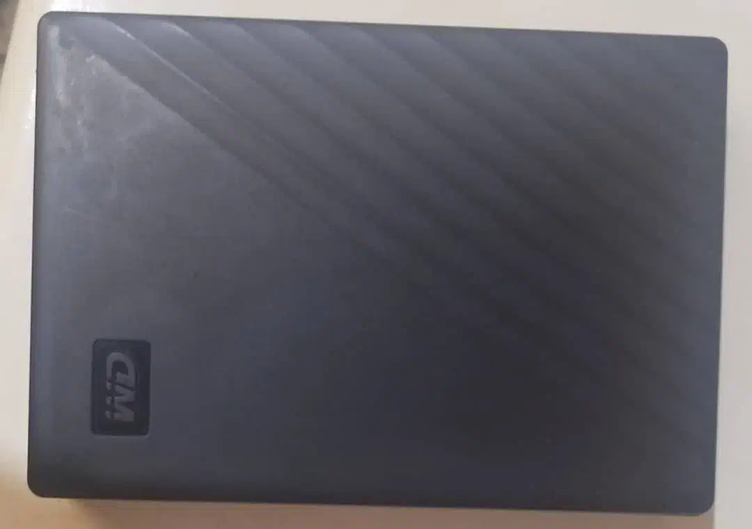 هارد اکسترنال وسترن مدل my passport چهار ترا بایت|قطعات و لوازم جانبی رایانه|کاشان, فاز ۲ ناجی آباد|دیوار