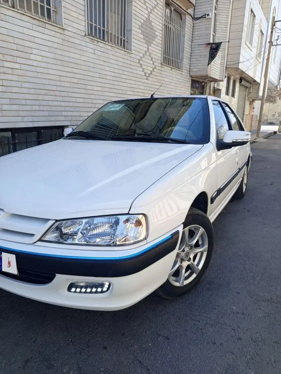 پژوپارس مدل ۱۴۰۲سفارشی ۴چرخ دیسگ مانیتور دار|خودرو سواری و وانت|اسدآباد, |دیوار