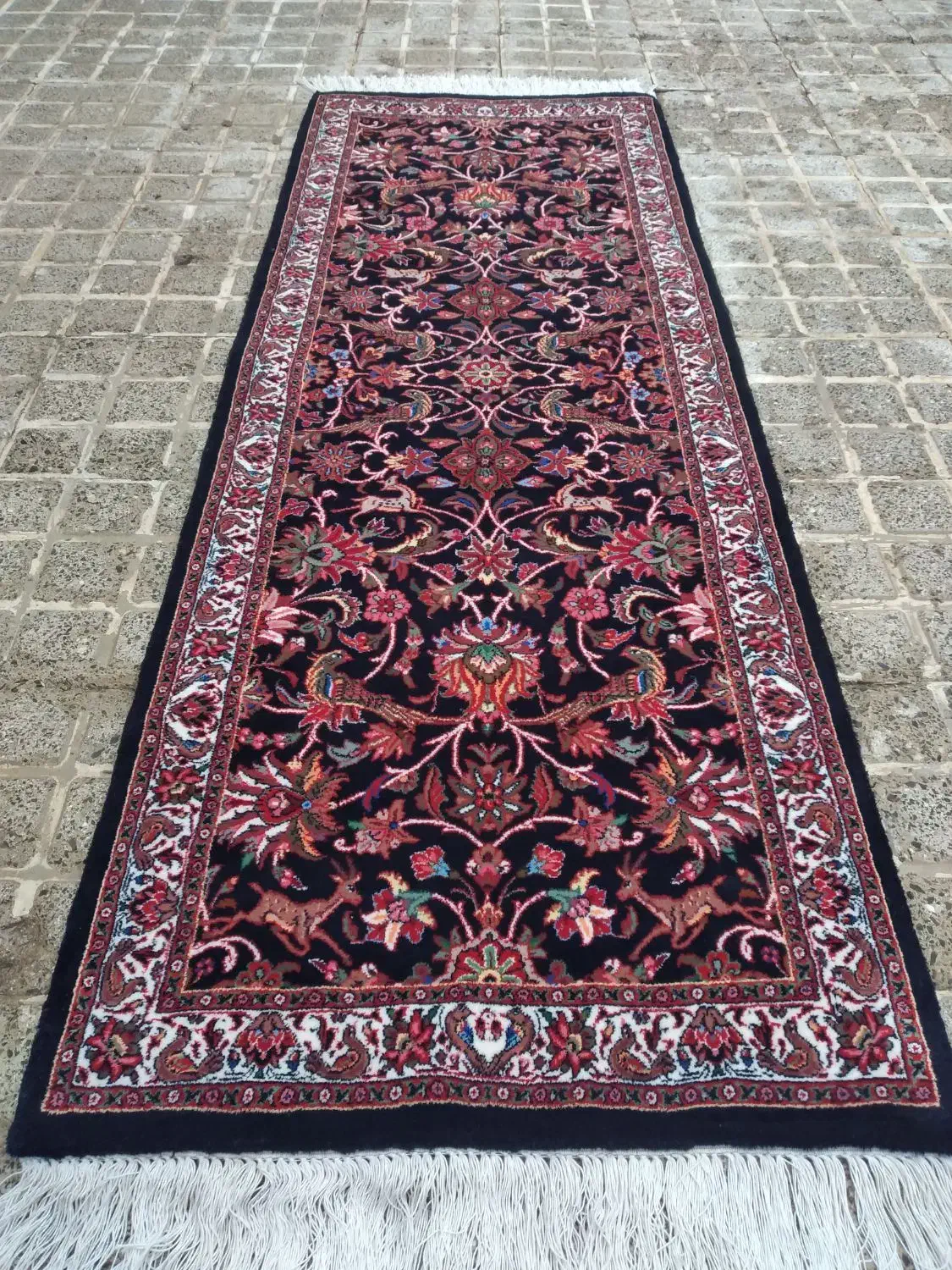 فرش دستبافت آهنین تکاب افشار|فرش|زنجان, |دیوار