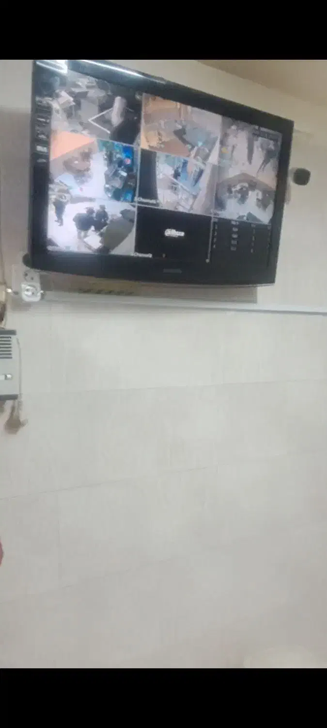 تلویزیون ۳۷ اینچ سامسونگ کاملا سالم با پایه دیواری|تلویزیون و پروژکتور|تهران, نارمک|دیوار