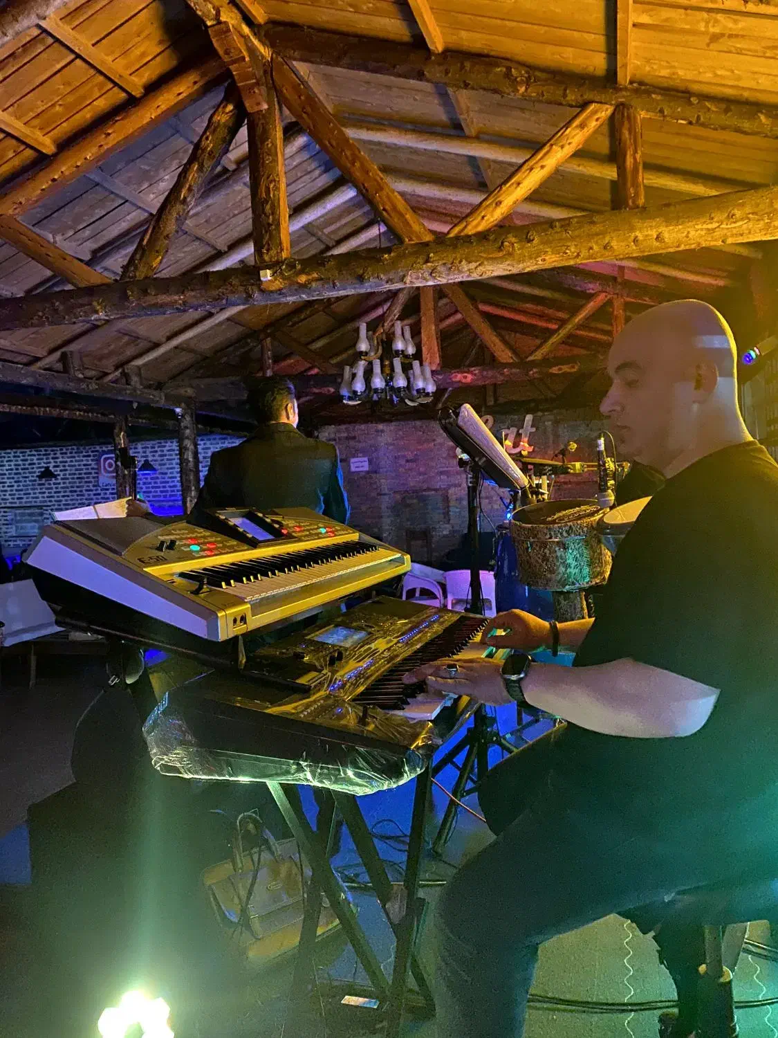 رولندE50|پیانو، کیبورد، آکاردئون|نشتارود, |دیوار