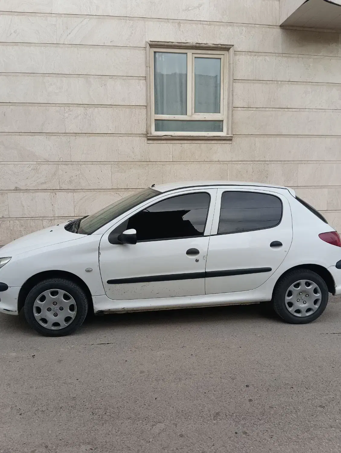 ۲۰۶ تیپ۳ مدل ۹۸|خودرو سواری و وانت|سیرجان, |دیوار