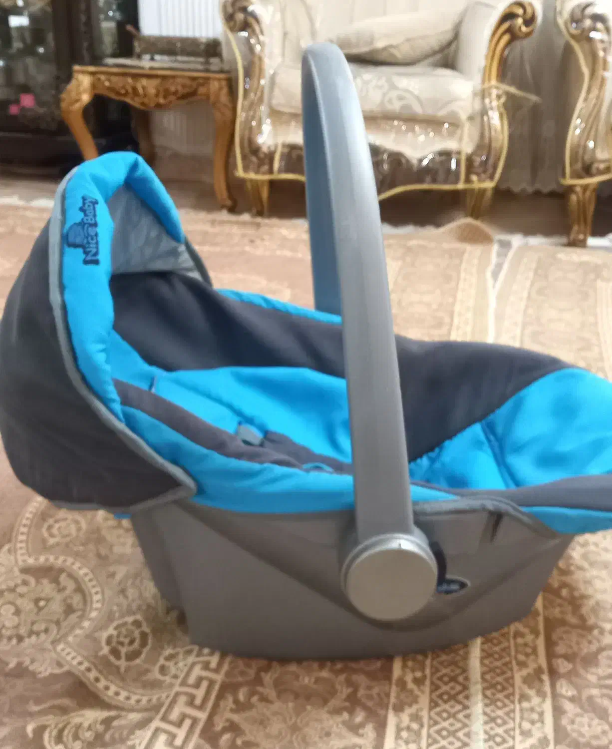 کریر کودک|کالسکه و لوازم جانبی|رشت, پل تالشان|دیوار