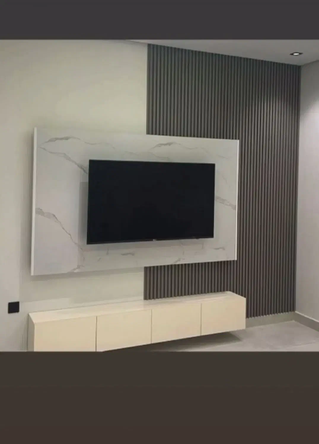 نصب کاغذدیواری پوستر لمینت کفپوش اجرای تی وی وال|خدمات پیشه و مهارت|شیراز, گلدشت معالیآباد|دیوار