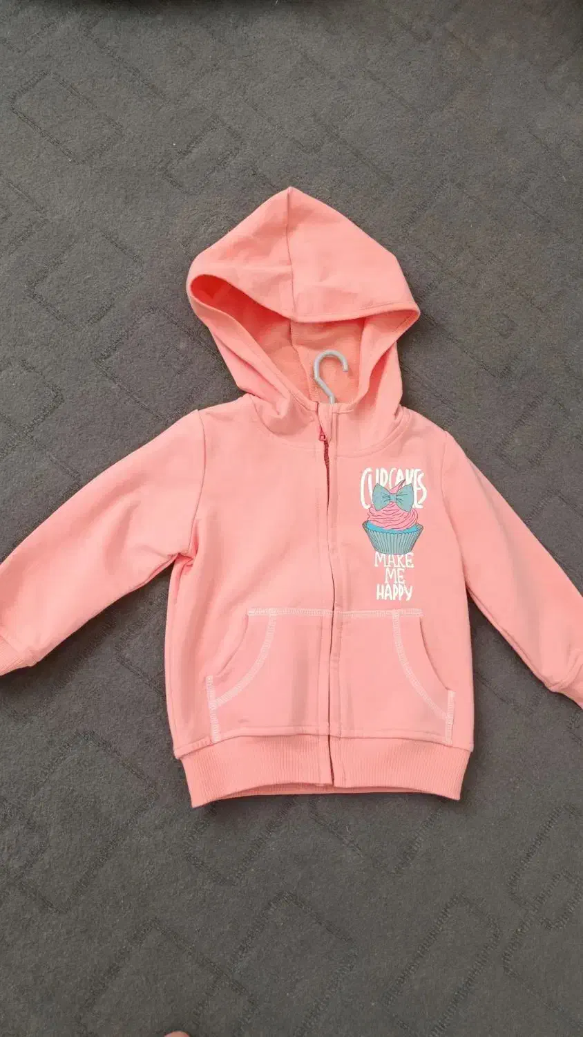 لباس|لباس|گناباد, |دیوار