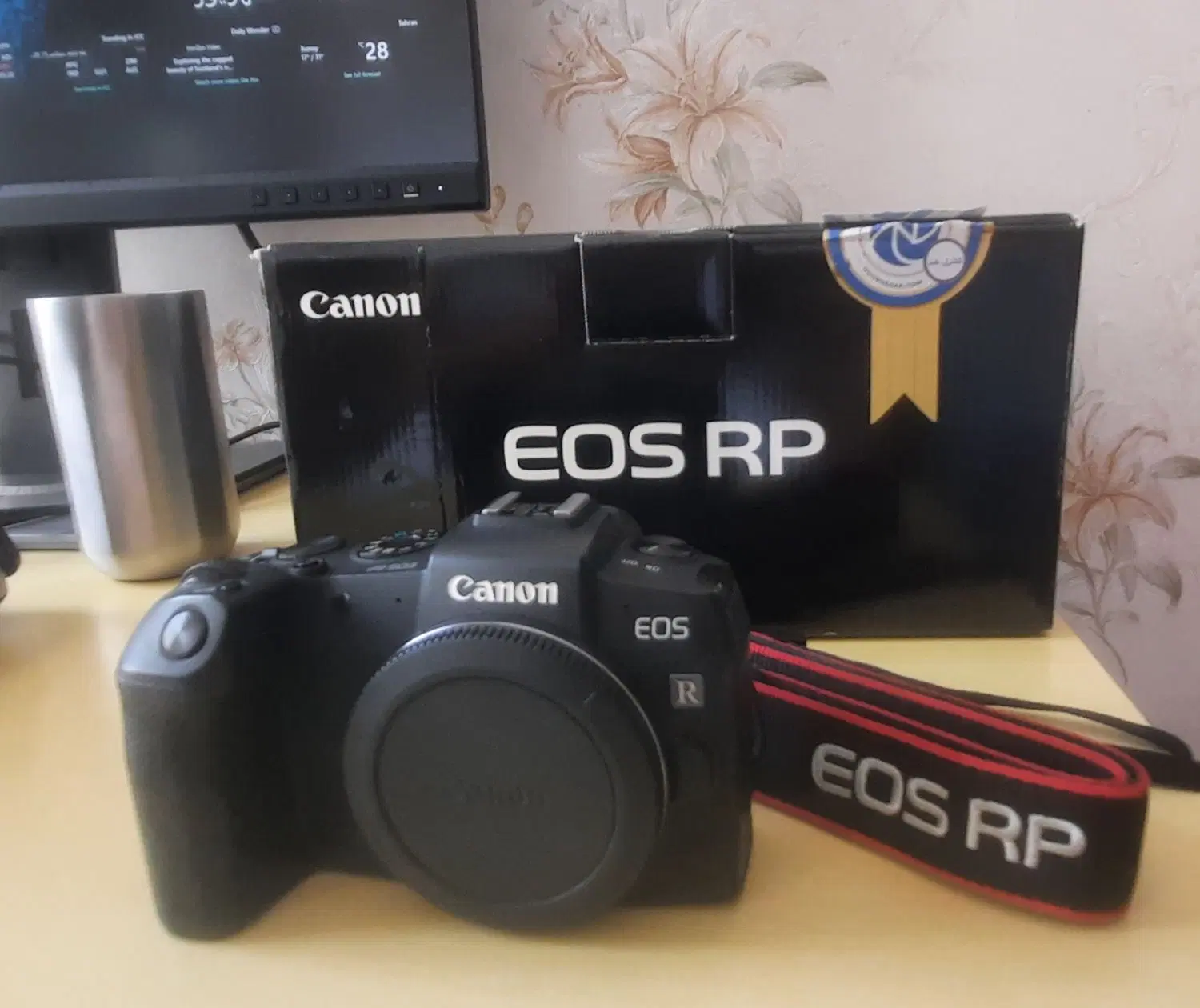 دوربین canon eos rp همراه با کیف و کارتن|دوربین عکاسی و فیلمبرداری|تهران, حکیمیه|دیوار