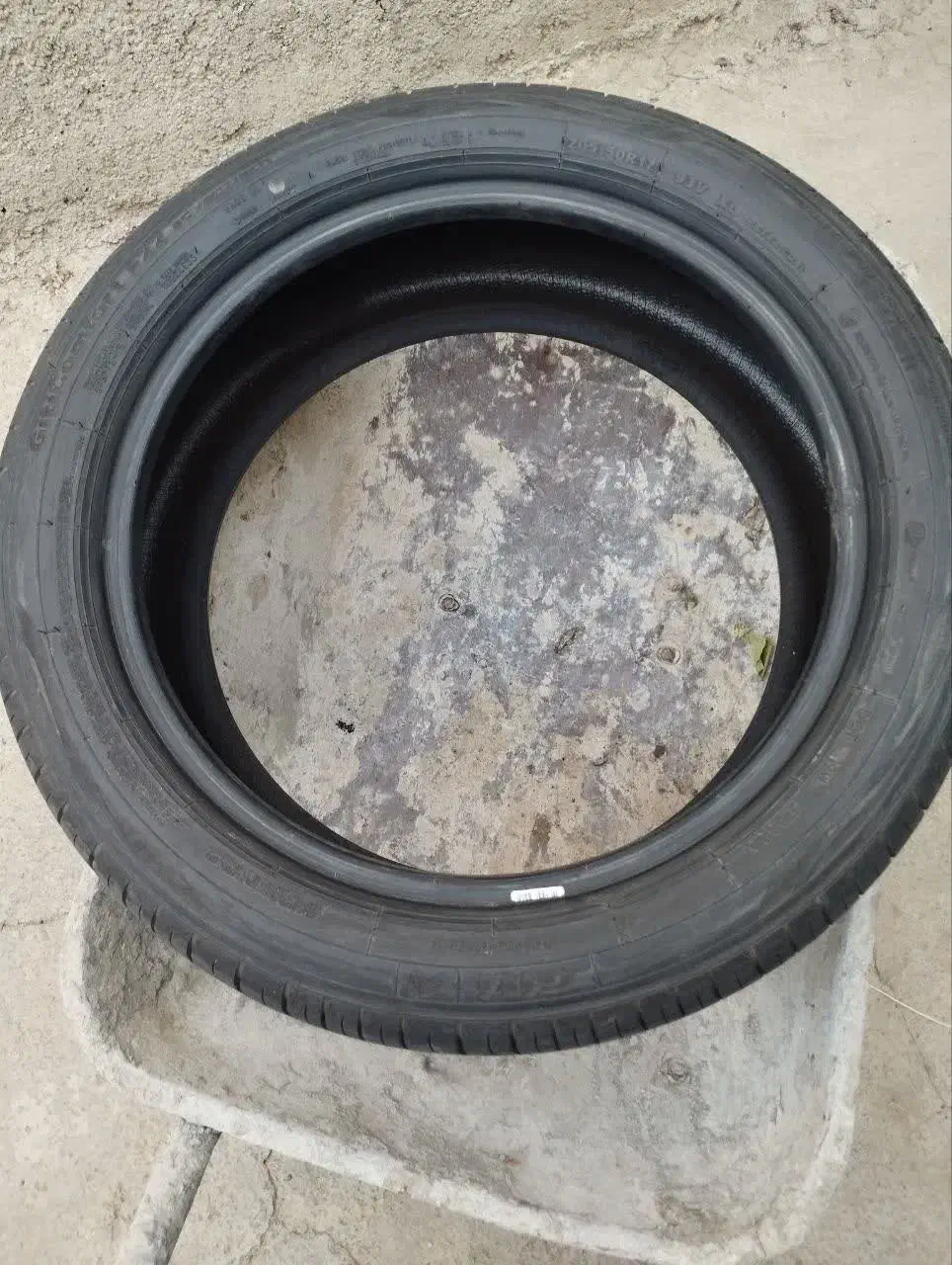 لاستیک خودرو رینگ ۱۷|قطعات یدکی و لوازم جانبی|هشتگرد, سعید آباد|دیوار