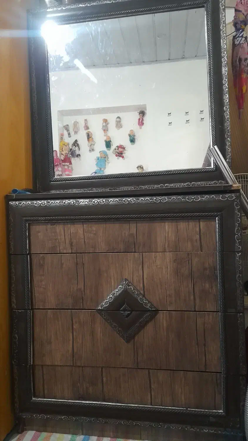 دراور وبخاری|جاکفشی، کمد، دراور|کومله, |دیوار