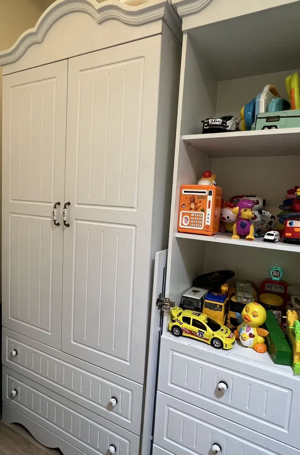 تخت و کمدکودک و نوجوان|تخت و سرویس خواب|تهران, ونک|دیوار