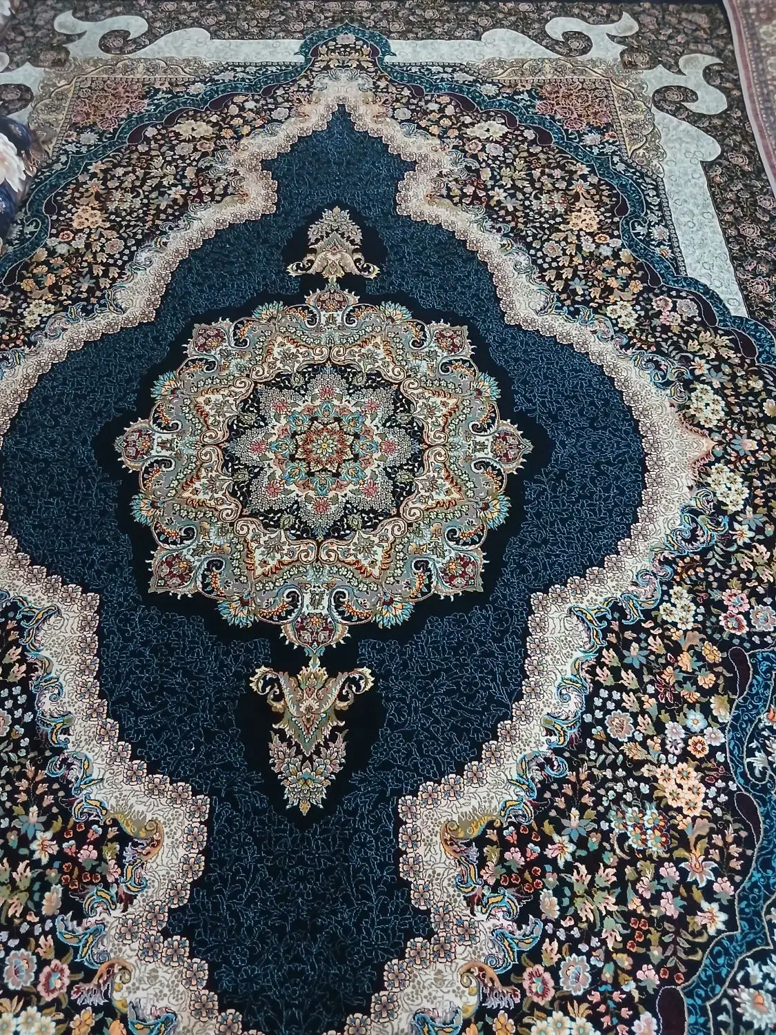 ۳ تخته فرش|فرش|ملایر, |دیوار