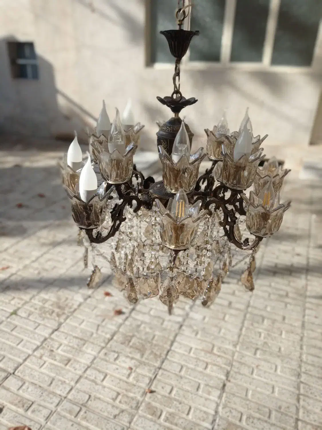 لوستر برنج ۸شاخه ۱۶رشته.کاملا سالم|لوستر و چراغ آویز|هشتگرد, شهرک ریحانه|دیوار