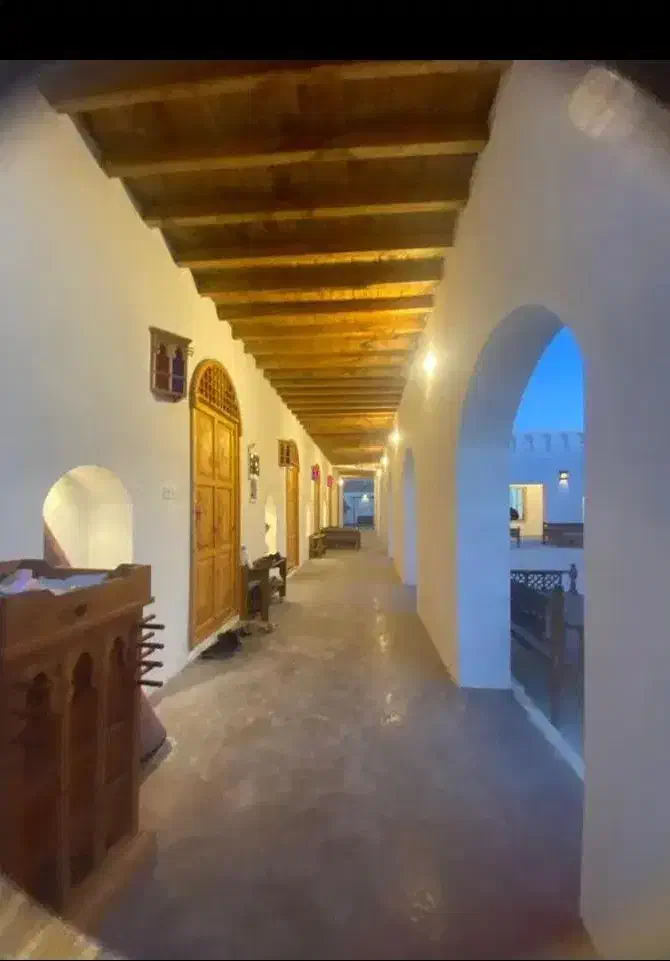 عمارت بادگیر|اجارهٔ کوتاه‌مدت ویلا و باغ|قشم, |دیوار