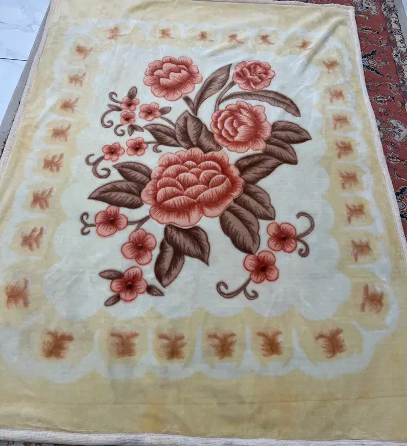 پتوی گلبافت نو دونفره|رختخواب، بالش، پتو|تبریز, |دیوار