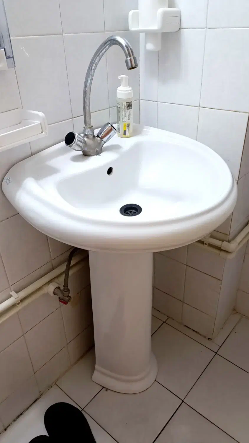 کاسه روشویی ۲ عدد  به همراه آینه جای حوله مایع ...|لوازم سرویس بهداشتی|سنندج, |دیوار