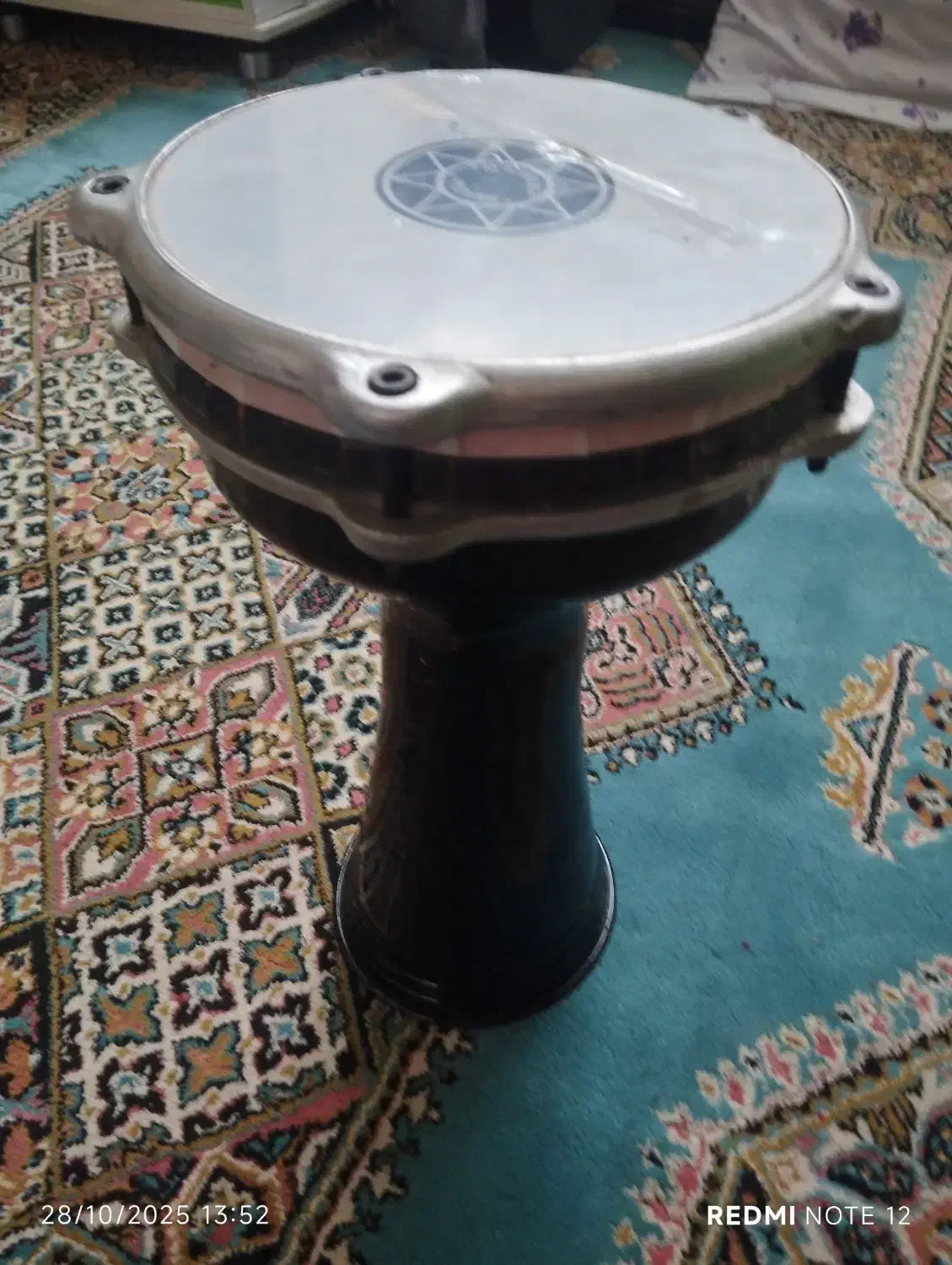 تنبک|سازهای سنتی|بومهن, |دیوار