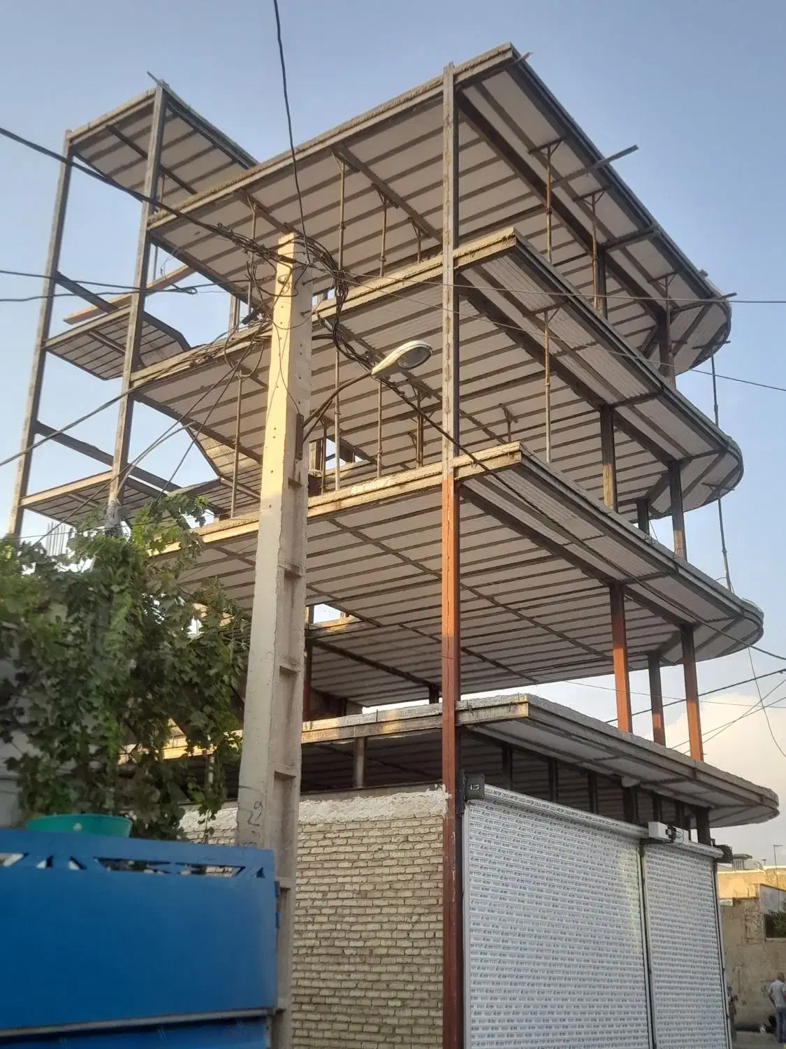 اجرای سقف زنی وساخت تیرچه کرومیت وبتنی|خدمات پیشه و مهارت|نظرآباد, نظرآباد|دیوار