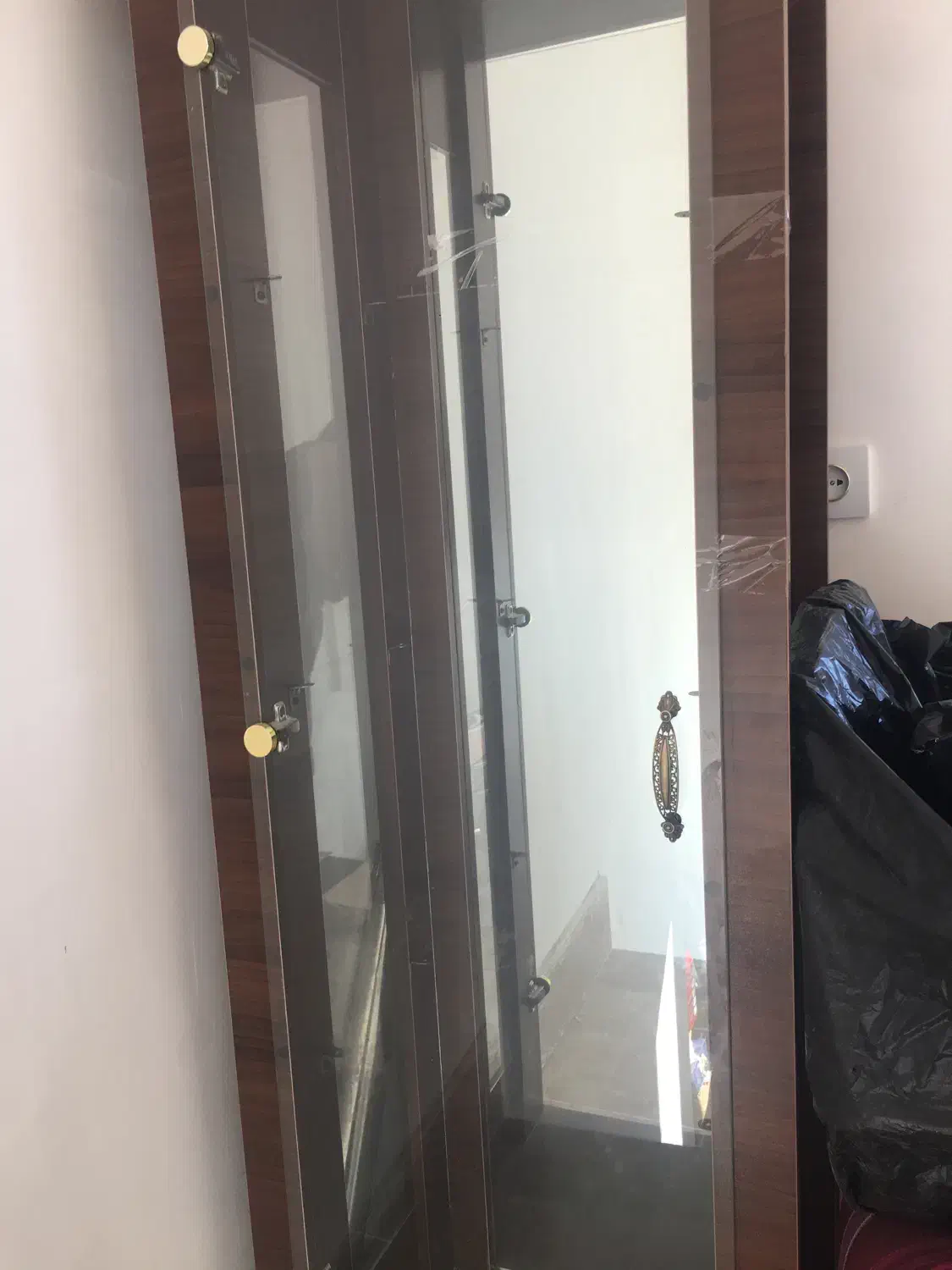 گنجه قهوایی|بوفه، ویترین، کنسول|تربتحیدریه, فرمانداری|دیوار