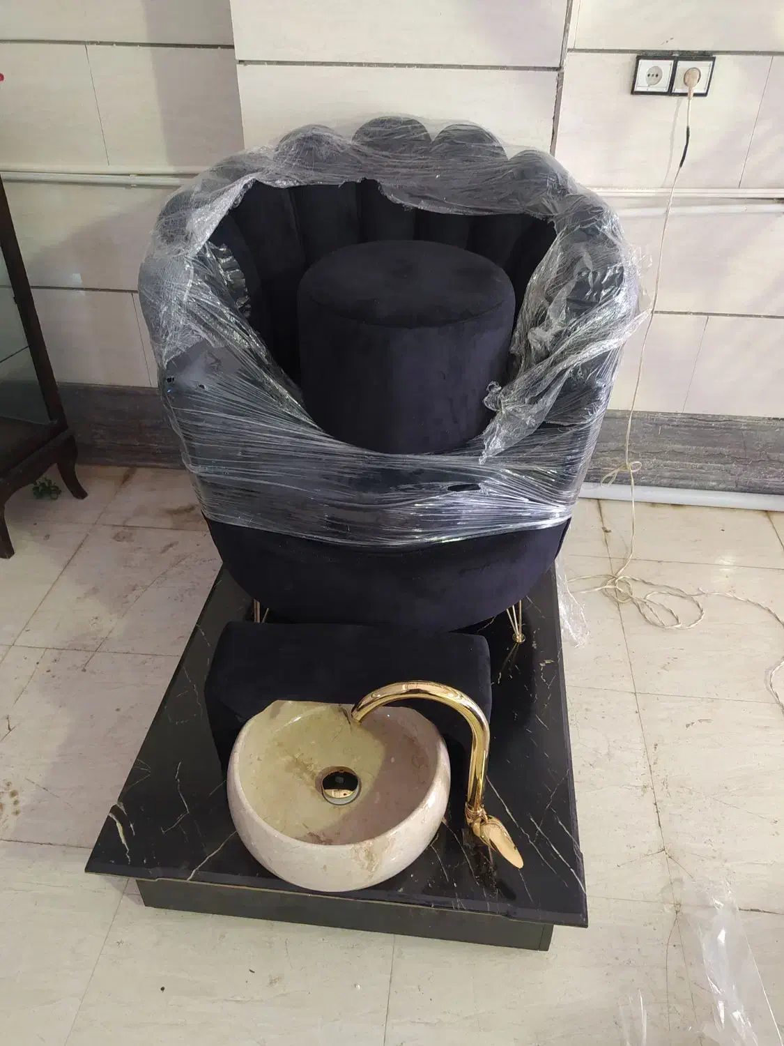 نصب و تعمیرات توالت فرنگی شیرآلات لوله کشی آب|خدمات پیشه و مهارت|کرمانشاه, |دیوار