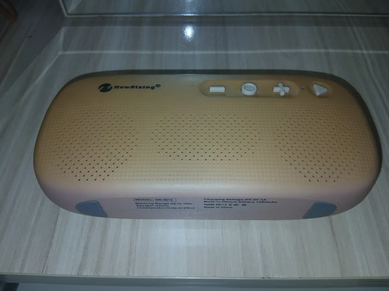 اسپیکربلوتوثی فلش خورت.رم خور فروش فوری|صوتی و تصویری|شاهین‌شهر, گزبرخوار|دیوار