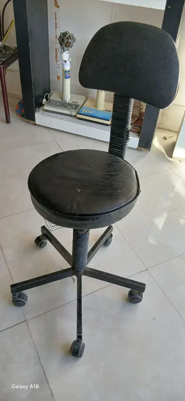 صندلی|صندلی و نیمکت|شیروان (خراسان), |دیوار