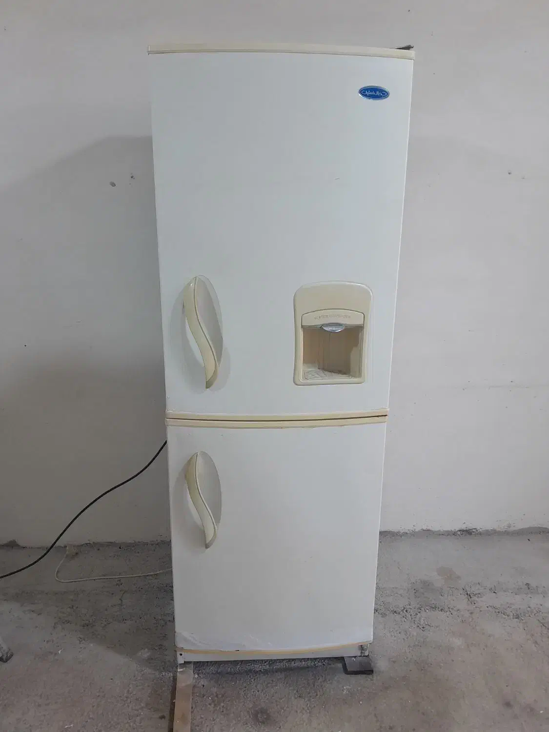 یخچال فریزر|یخچال و فریزر|چمستان, |دیوار