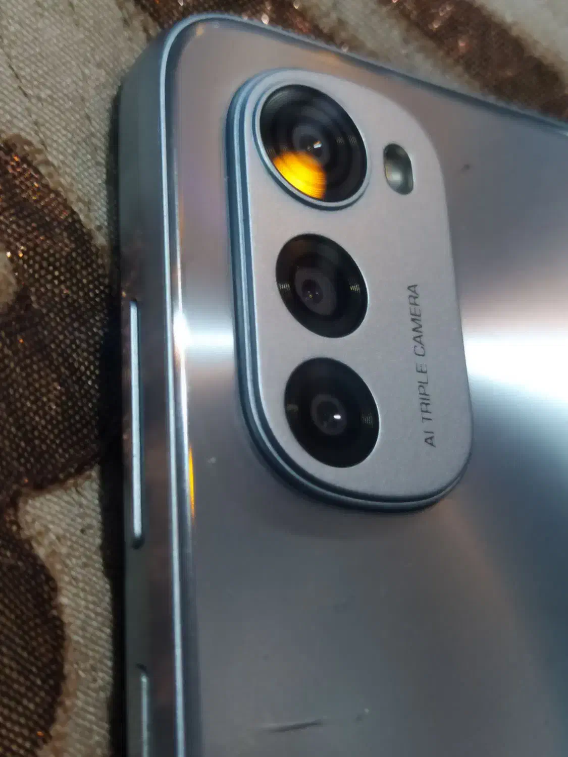 motorola e32|موبایل|بندر انزلی, چهارفریضه|دیوار