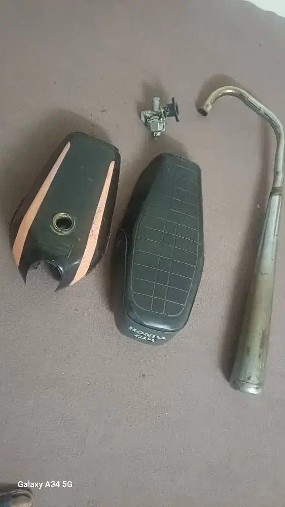 لوازم موتور 125|قطعات یدکی و لوازم جانبی|اصفهان, گرکان|دیوار