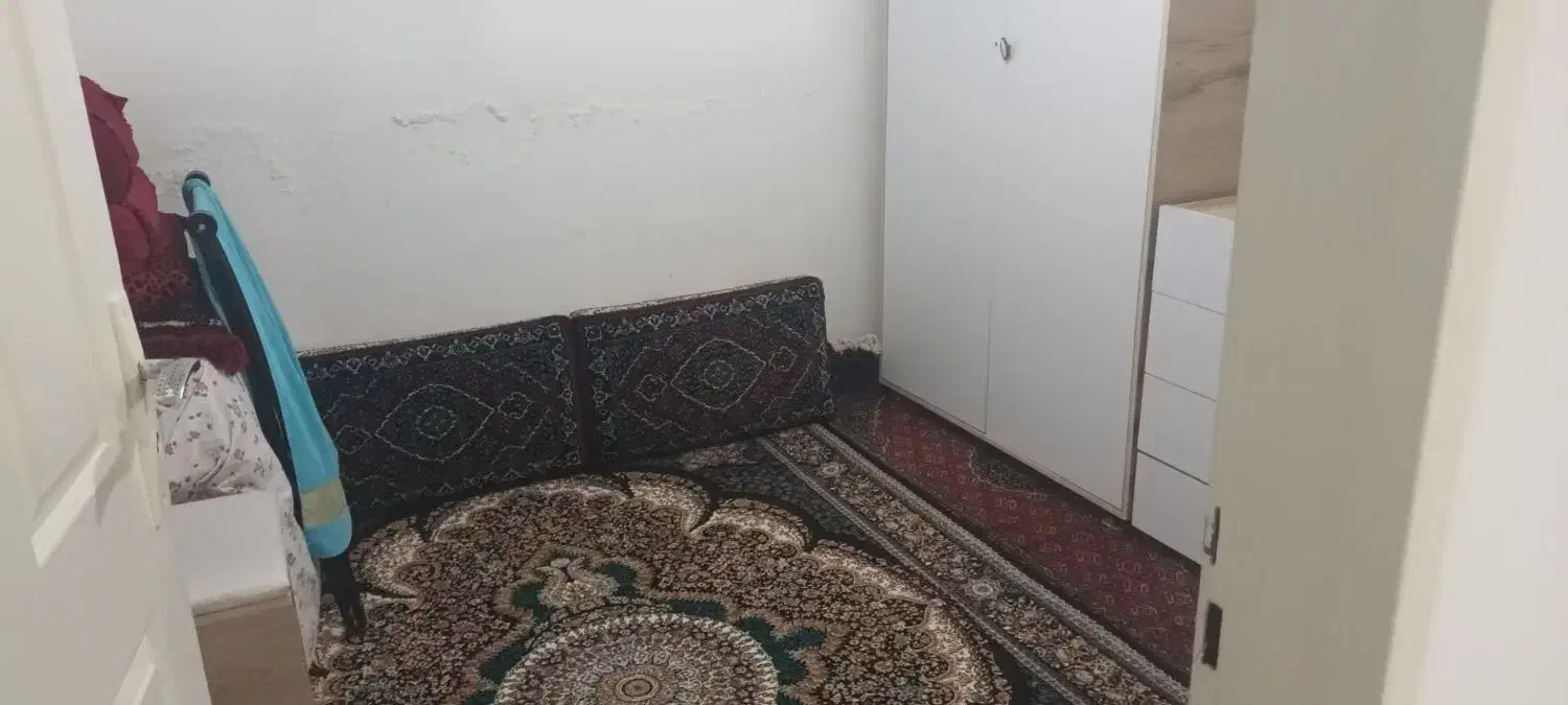 یک واحد آپارتمان همکف نقلی در سعید آباد شهریار