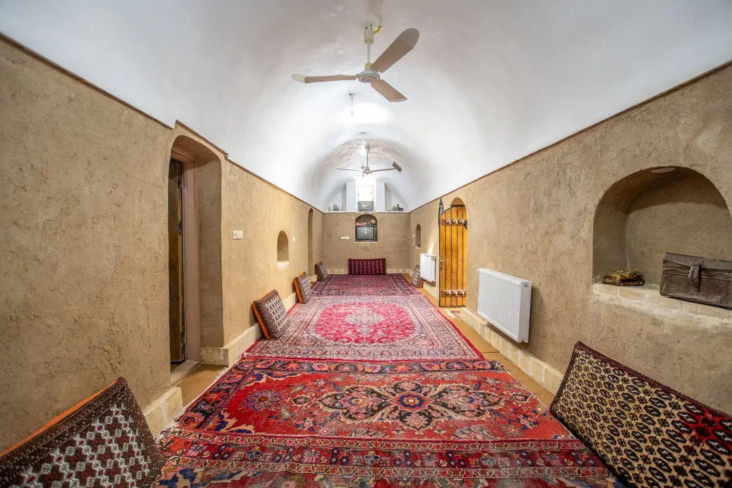 فروش اقامتگاه . خانه سنتی.دشتغران|فروش خانه و ویلا|طبس, |دیوار