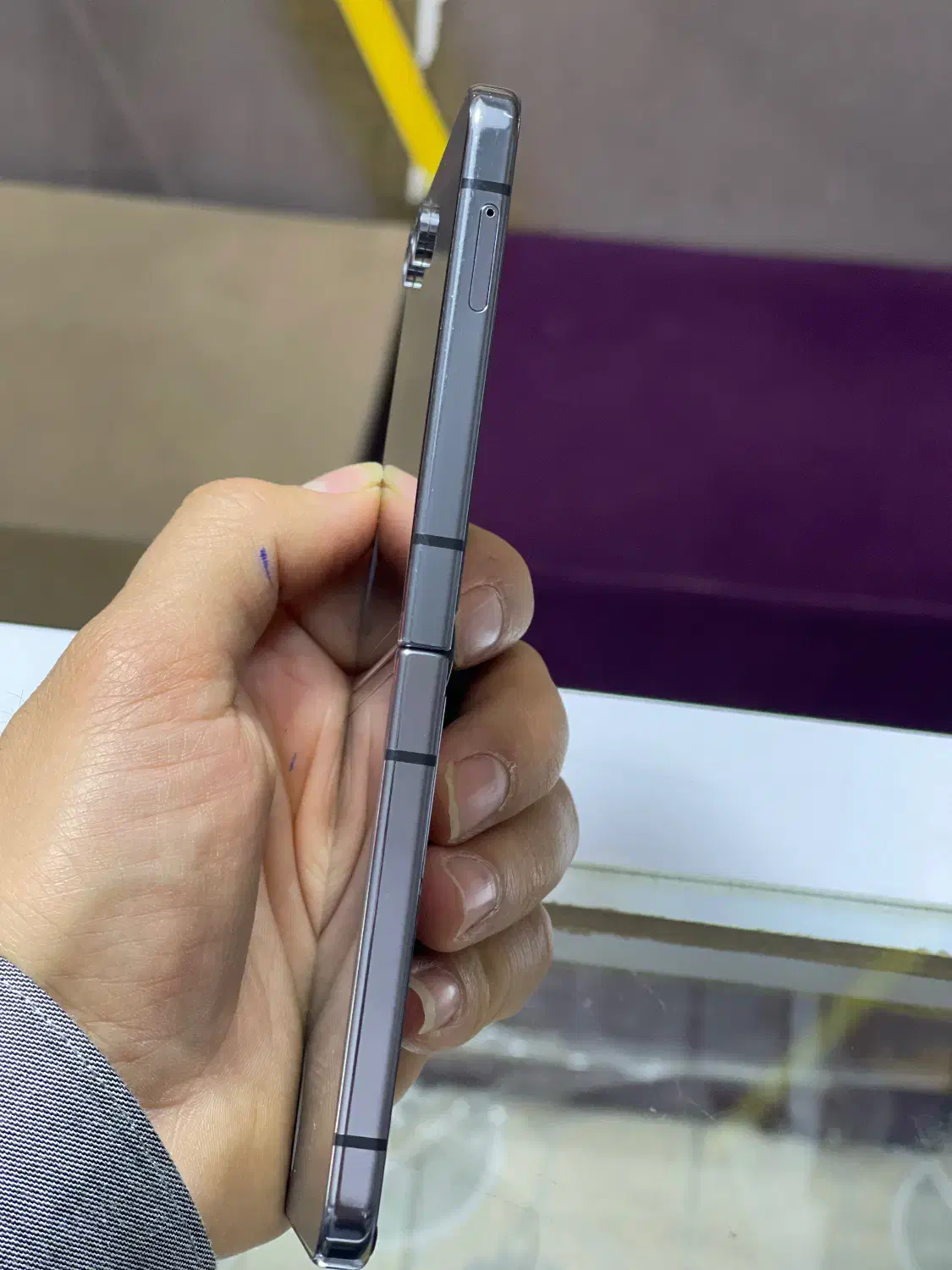 موبایل|موبایل|ربط, |دیوار