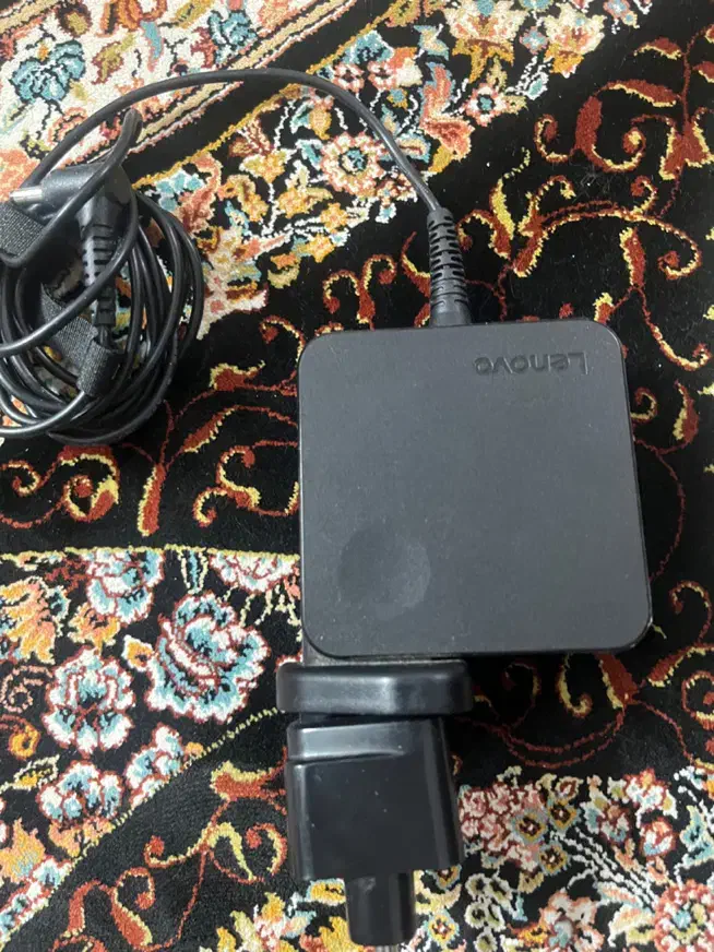 شارژر لپتاپ لنوو|قطعات و لوازم جانبی رایانه|پرند, فاز ۴|دیوار