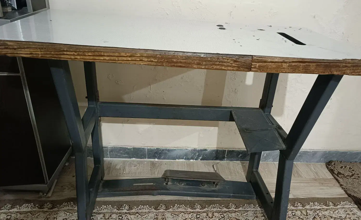 میز چرخ صنعتی|چرخ خیاطی و ریسندگی|اسلامشهر, شهرک لاله|دیوار