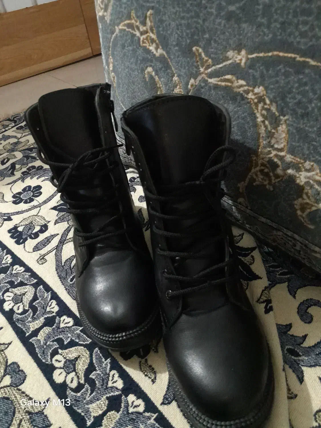 نیم بوت|کیف، کفش، کمربند|قرچک, پویینک|دیوار