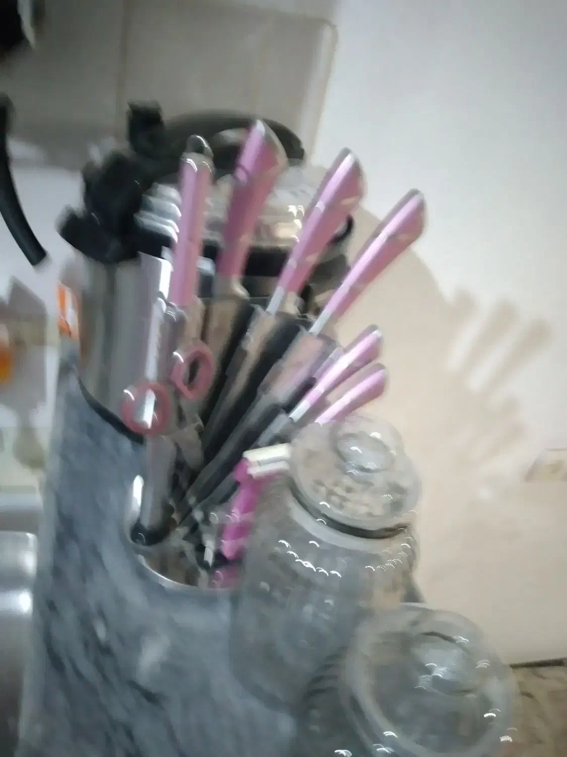 چاقووملاقه نونو|ظروف پختوپز|مریوان, |دیوار