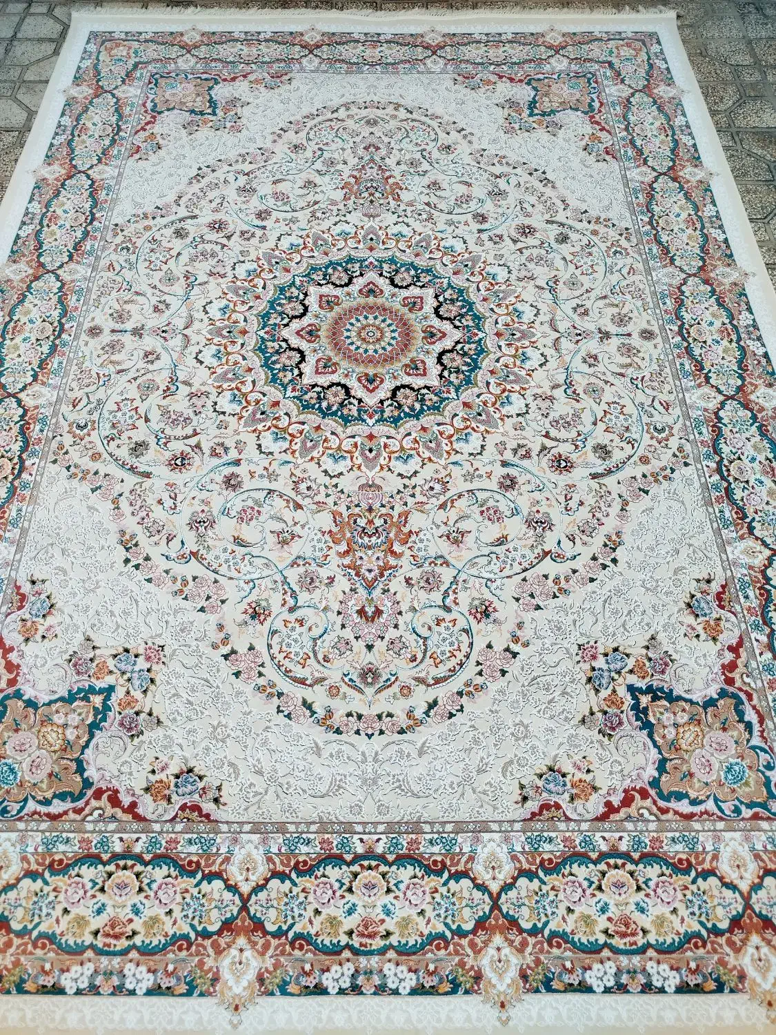 یک جفت فرش 9 متری 1200 شانه درجه یک درحدنو|فرش|شیراز, پودنک|دیوار