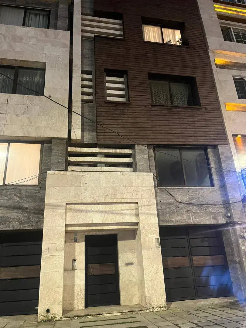 رهن 81متری در اطبا جنب بارکدلانژ|اجارهٔ آپارتمان|بندر انزلی, کوی آزادگان|دیوار