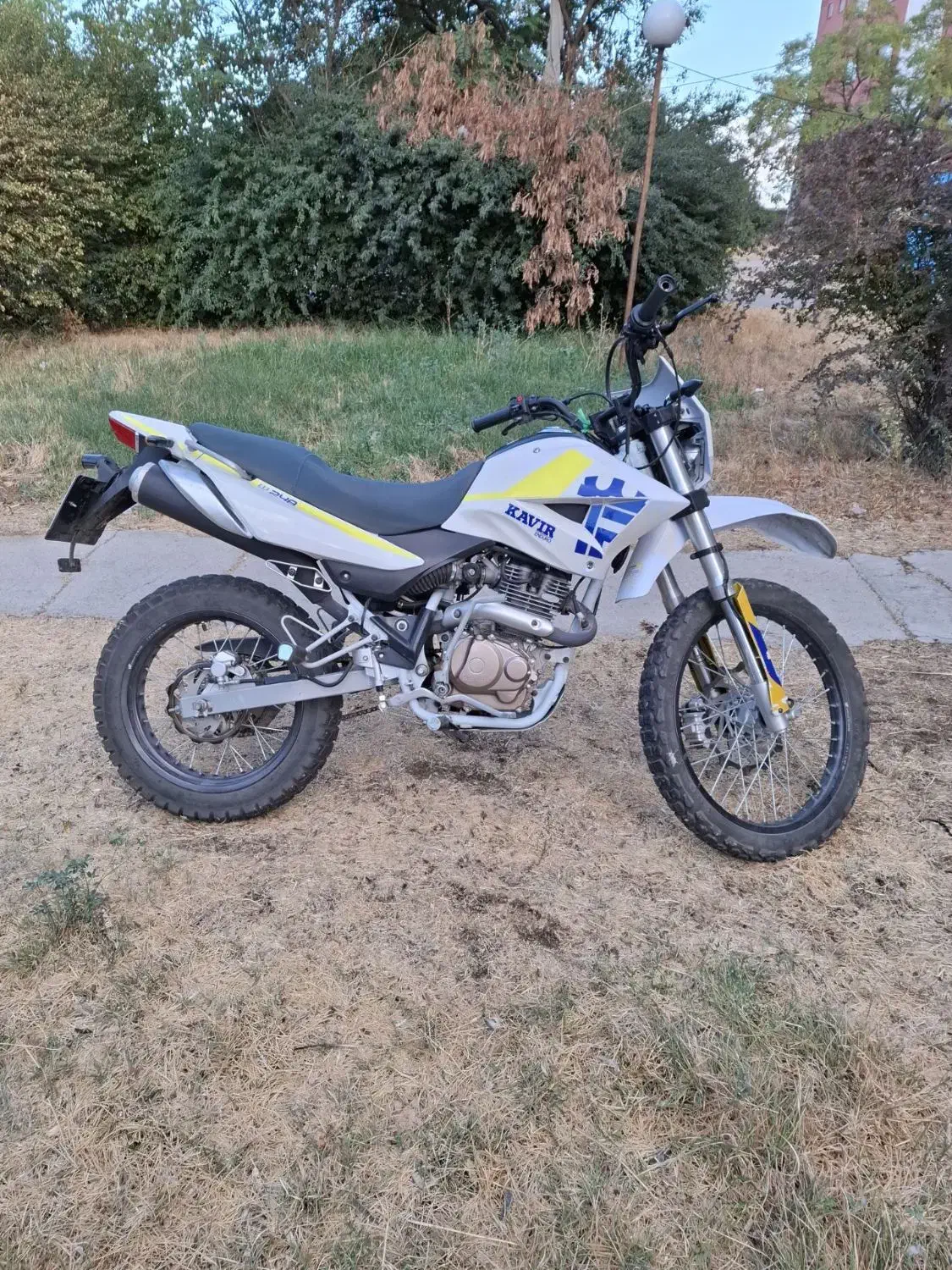 موتور کویر تی ۲مدل ۹۹ ۲۵۰سی سی|موتورسیکلت|همدان, |دیوار