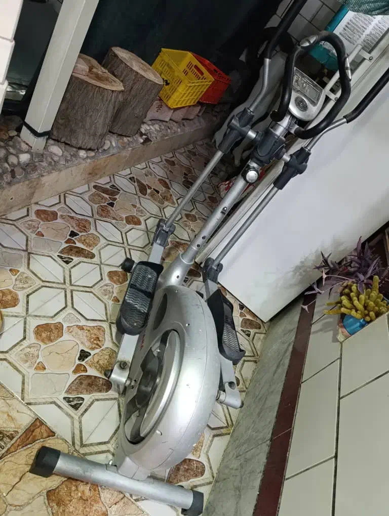 فروش فوری اسکی هوایی|تجهیزات ورزشی|جهرم, |دیوار