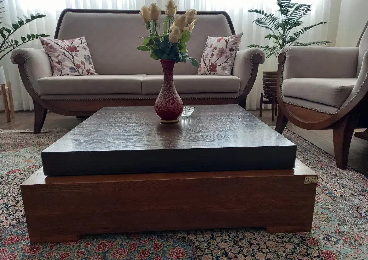 میز جلو مبلی چرخش۳۶۰درجه مناسب برای دورهمی جوانان|مبلمان خانگی و میز عسلی|ساری, |دیوار