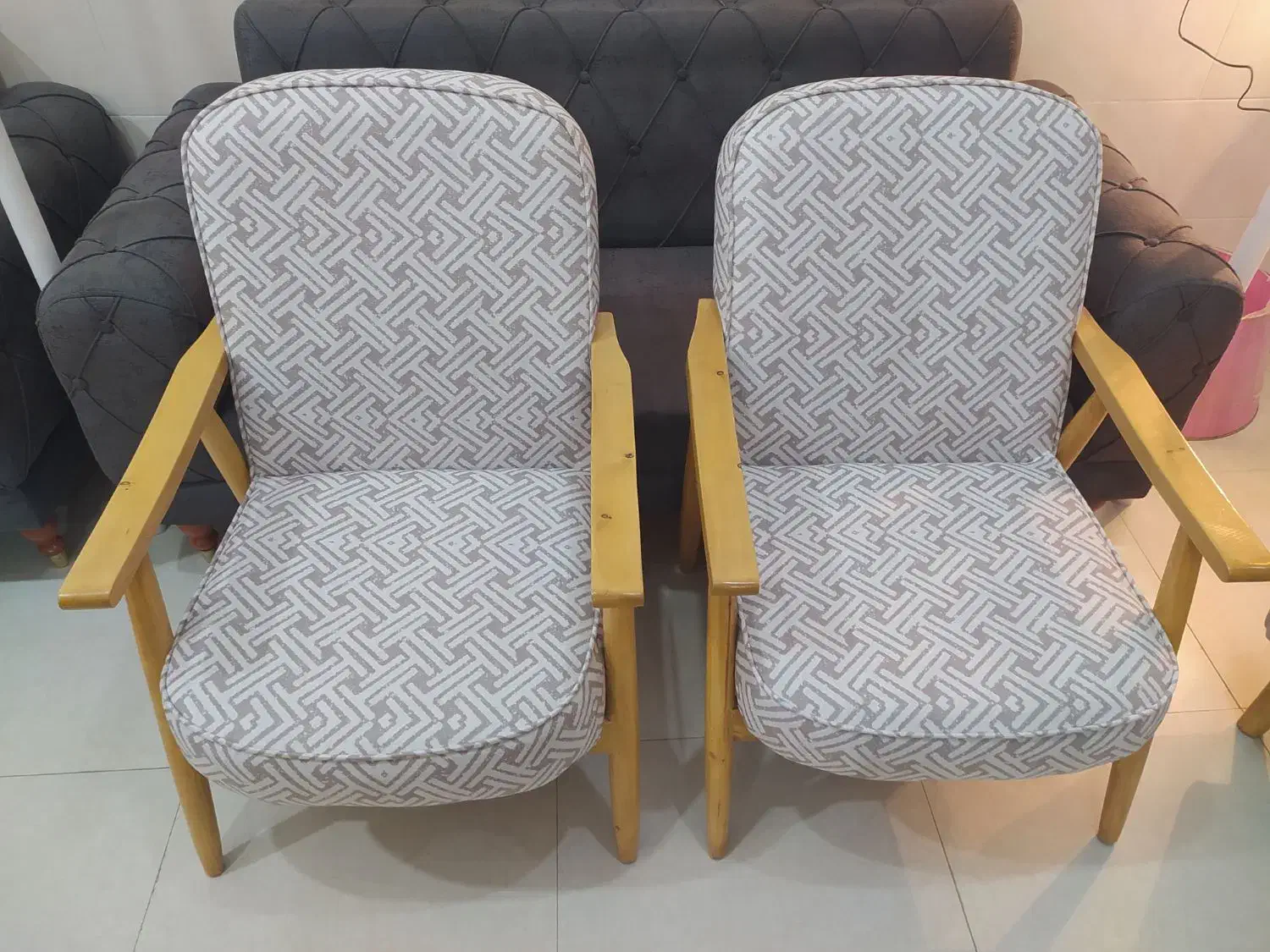 مبل راحتی|مبلمان خانگی و میز عسلی|ایوان, |دیوار