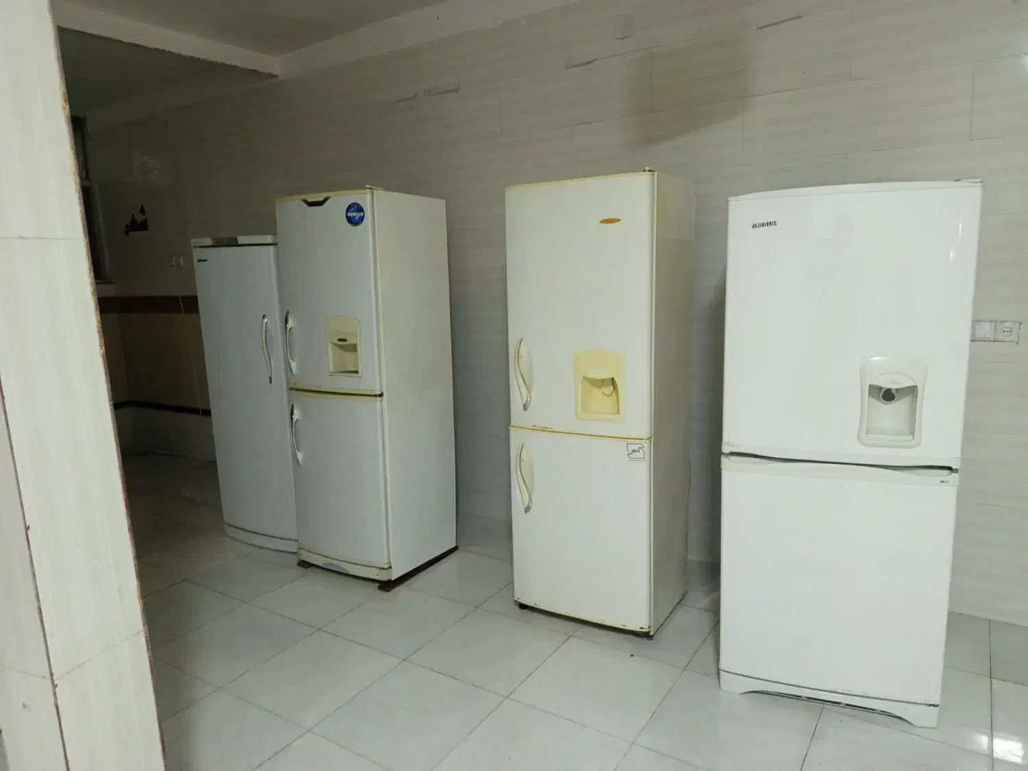 مرکز فروش و خرید یخچال کارکرده|فروشگاه و مغازه|بروجرد, |دیوار