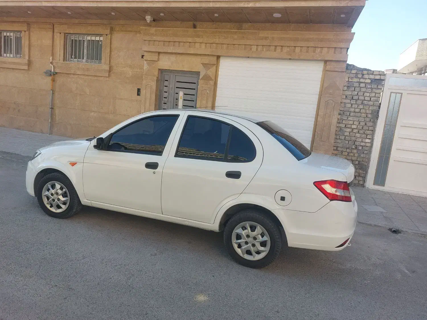 ساینا درجه یک خانگی بفروش میرسد|خودرو سواری و وانت|نجفآباد, یزدانشهر|دیوار