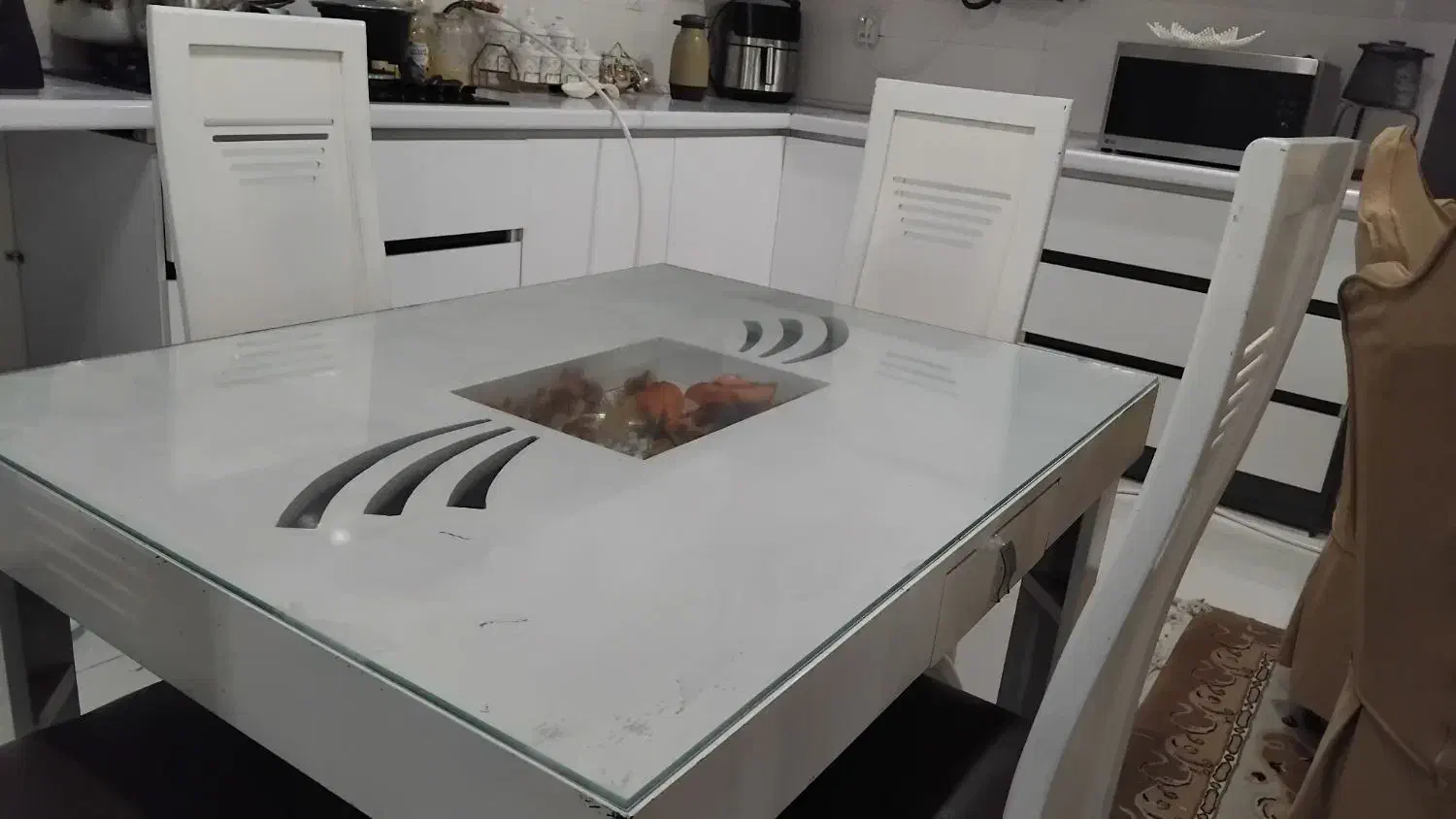 میزنهار خوری چهارنفره|میز و صندلی غذاخوری|بیرجند, |دیوار